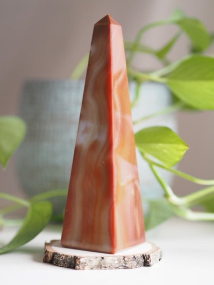 2 Achat obelisk